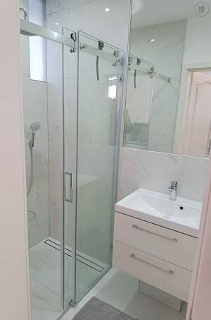 Schickes möbliertes 1-Zimmer Apartment mit Internet in Wiesbaden Westend – 65195 Wiesbaden – Vorschaubild 5