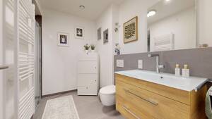 Stylisches Apartment mit großem Balkon und TG-Stellplatz – 60431 Frankfurt am Main – Vorschaubild 6