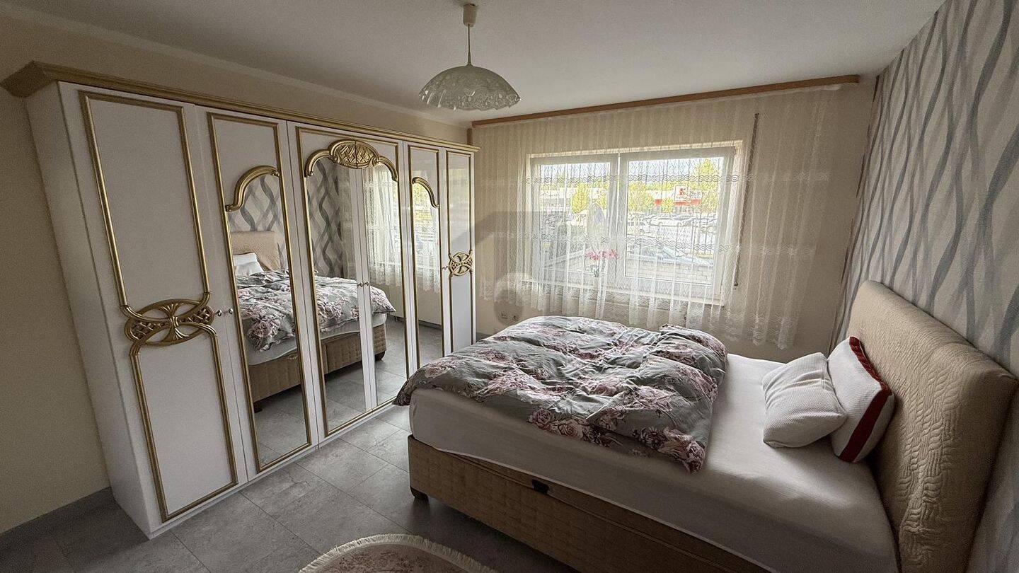WOHNKOMFORT MIT ZWEI BALKONEN UND STELLPLATZ – Kassel – Vorschaubild 2