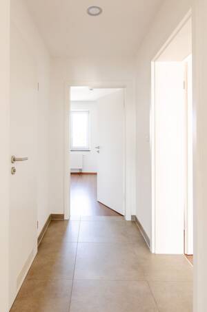 Sonnige 3-Zi.-Wohnung mit Südbalkon in ruhiger Lage! – 85567 Grafing – Vorschaubild 7