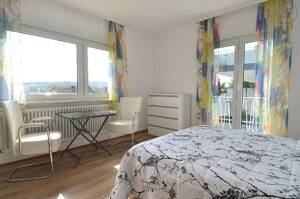 Schönes WG-Zimmer mit Balkon am Hang des Tüllingerberges in Lörrach, möbliert – 79539 Lörrach – Vorschaubild 3