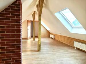GEMÜTLICHE MAISONETTE mit SONNENBALKON in WANHEIMERORT – 47055 Duisburg – Vorschaubild 7