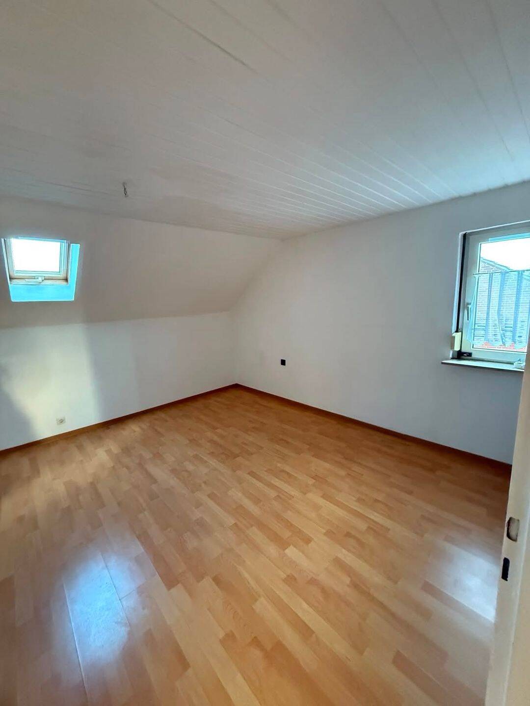 Gepflegte Dachgeschosswohnung im 3-Familienhaus in zentraler Lage – Hamm – Vorschaubild 7
