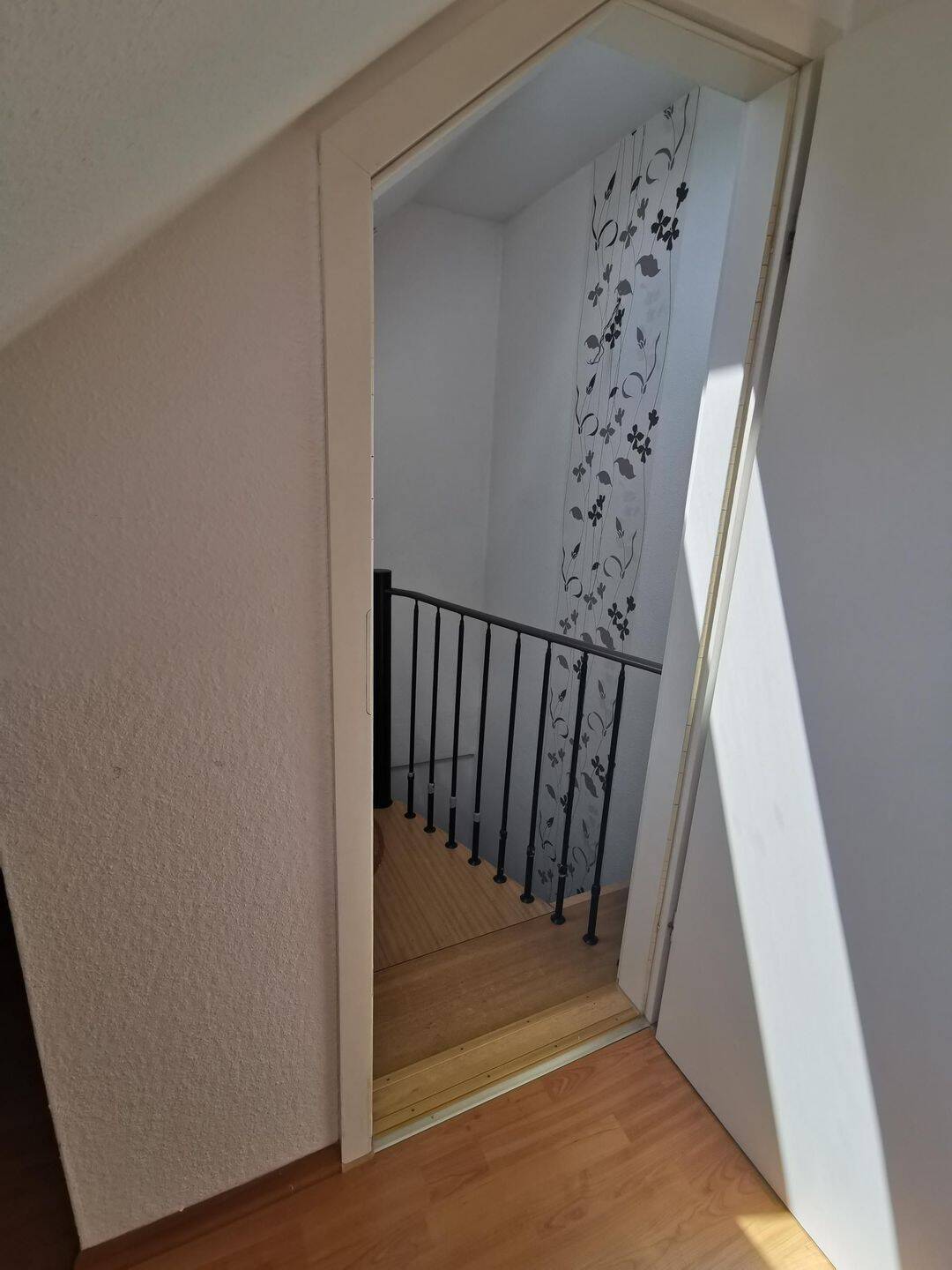 Dachgeschoß-Maisonette-Wohnung 3,5 Zimmer, vermietet – Chemnitz – Vorschaubild 9
