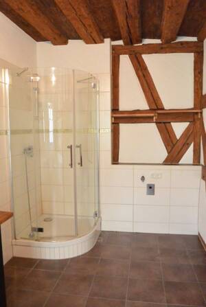 Idyllisch Wohnen in der Altstadt .... Gepflegte Maisonette- Wohnung mit Flair ... – 90762 Fürth – Vorschaubild 9