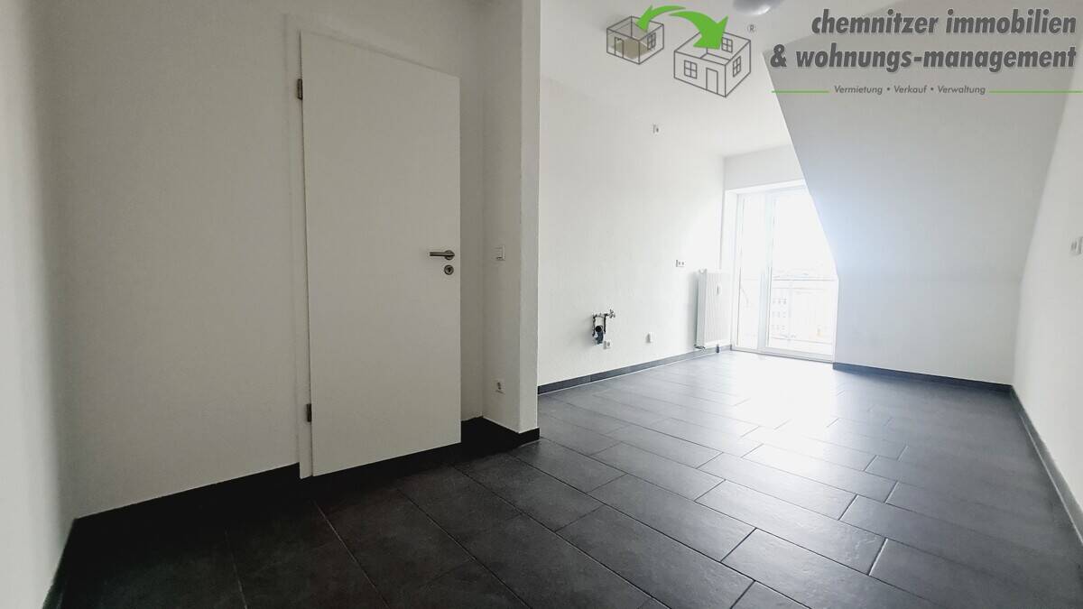 WG-geeignete, moderne 4-Raum-Dachgeschosswohnung mit Balkon - am Rande des Chemnitzer Zentrums – Chemnitz – Vorschaubild 6
