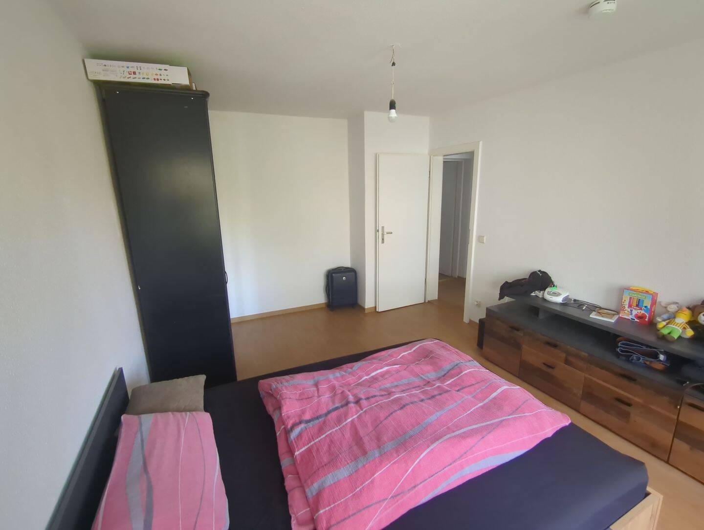 Nachmieter ab sofort für große 2-Zimmer-Wohnung in sehr guter Lag – Erfurt – Vorschaubild 4