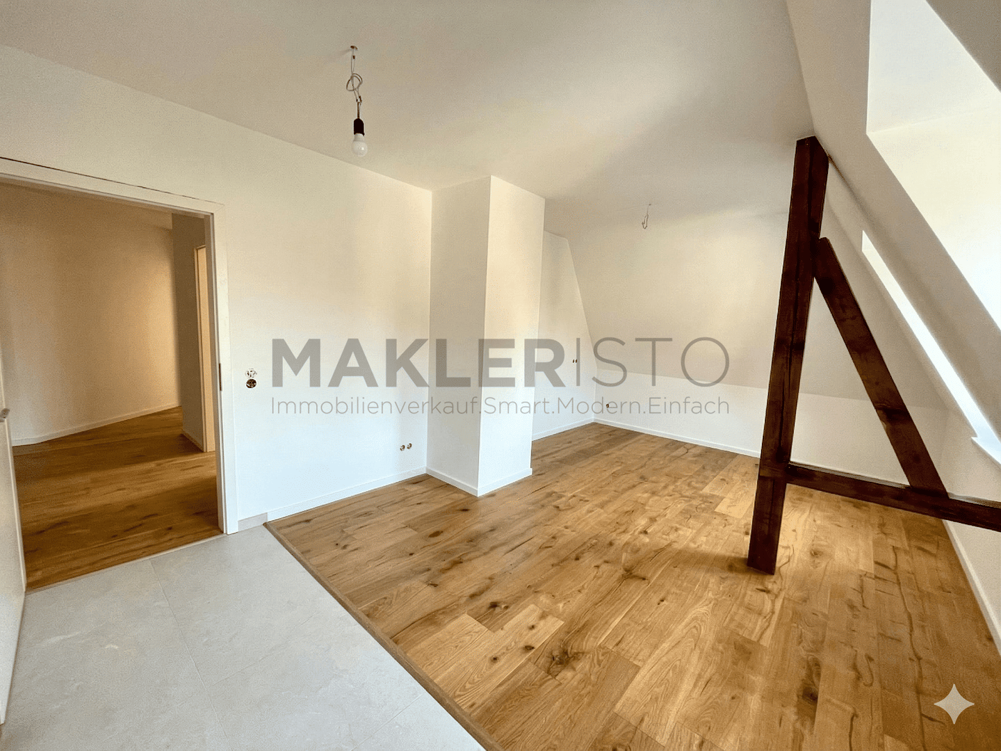 **Modernisierte 2,5-Zimmer-Dachgeschosswohnung mit offener Wohnküche & Fußbodenheizung** – Dresden – Vorschaubild 3