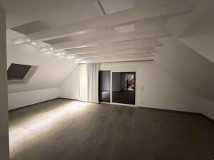 Moderne, sehr hochwertig ausgestattete 4,5 Zimmer-DG-Wohnung – 71069 Sindelfingen – Vorschaubild 5
