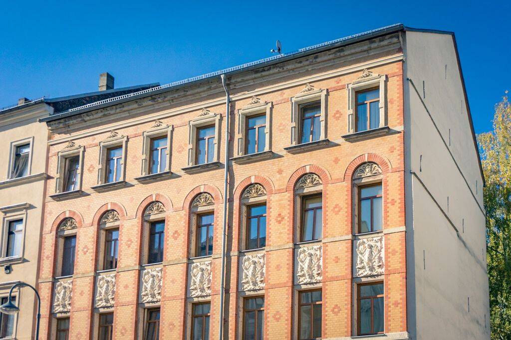 Charmante Dachgeschosswohnung mit Badewanne – Chemnitz – Vorschaubild 5