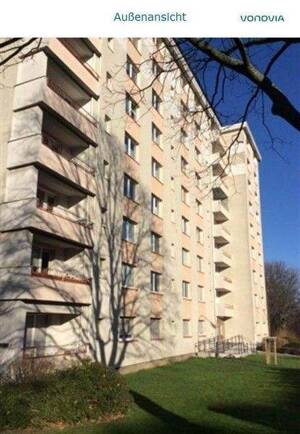 Essen-Holsterhausen: Zentral gelegene 2-Raum-Wohnung mit Balkon – 45147 Essen – Vorschaubild 1