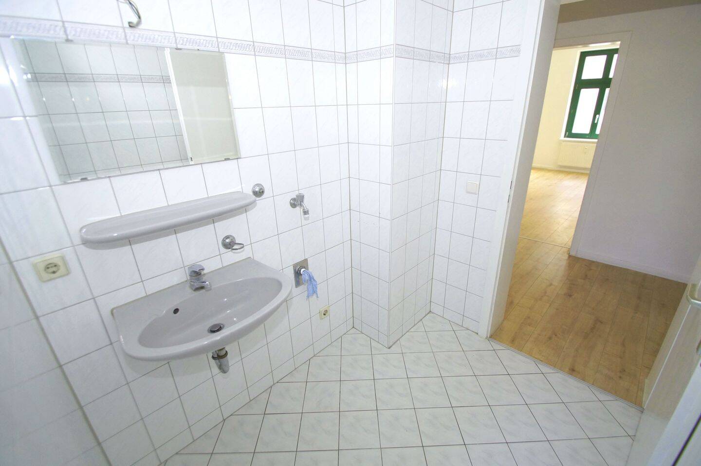 Grüner Ausblick inklusive - Charmante 2-Zhg. mit Balkon mit Denkmalschutz im Leipziger Osten! – Leipzig – Vorschaubild 6