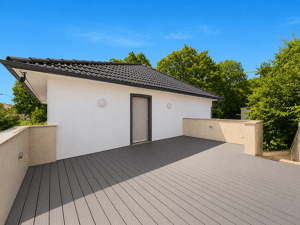 Stadtvilla mit Einliegerwohnung in Frankfurt 2 Garagen,2 Stellplätzen, Terrasse & Garten – 65931 Frankfurt am Main – Vorschaubild 8