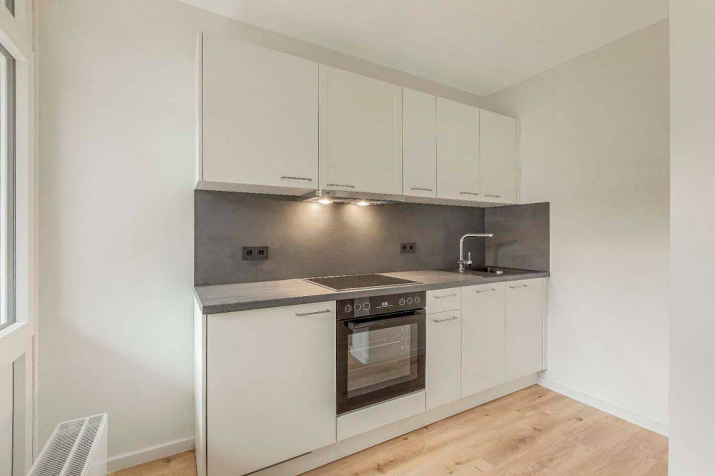 1-Zimmer-Erdgeschosswohnung mit Einbauküche in gefragter Neusser Lage – Neuss – Vorschaubild 6