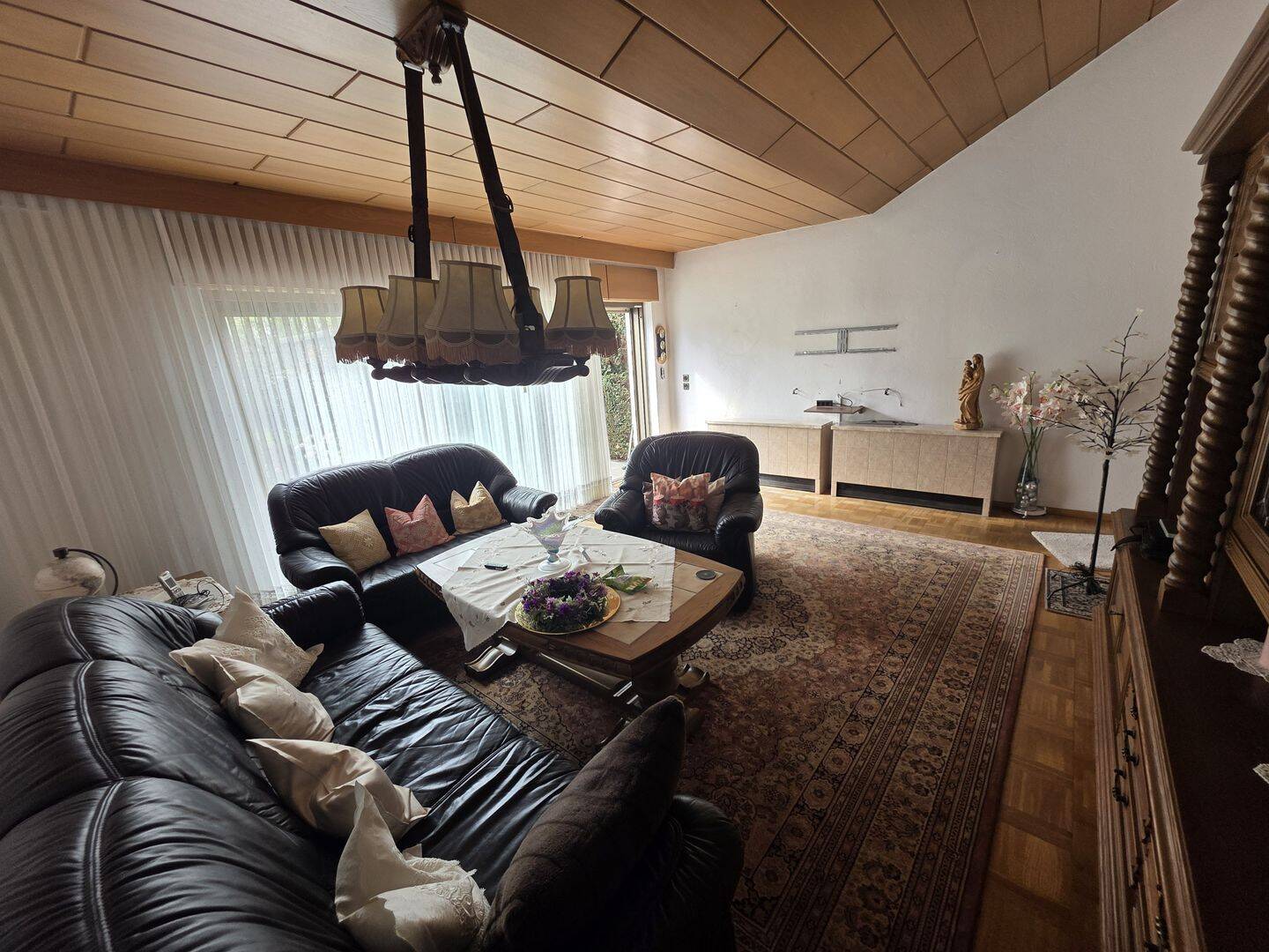 Gelsenkirchen: Freistehendes Haus mit attraktiver Einliegerwohnung - Ihr neues Zuhause!