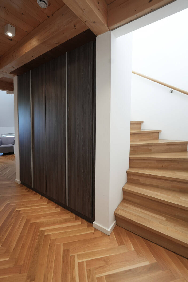 *Deluxe Suite - Möbliertes Galerie-Apartment in bester City Lage* – München – Vorschaubild 4