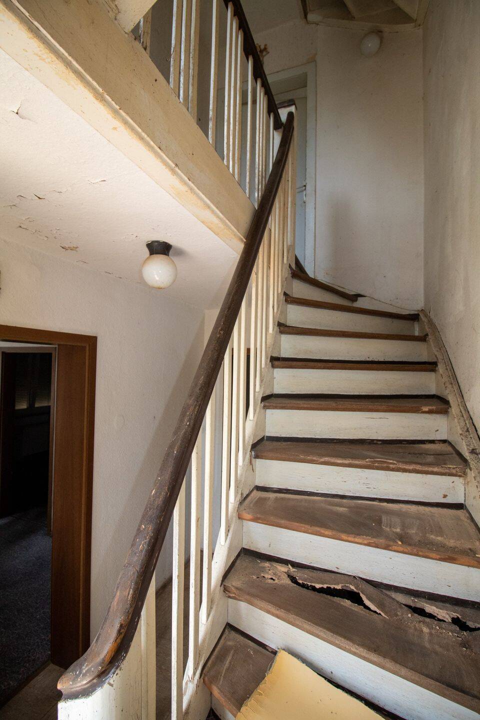 Sanierungsbedürftiges Haus in Kempenich - Viel Potenzial auf 270 m² Grundstück – Kempenich – Vorschaubild 7