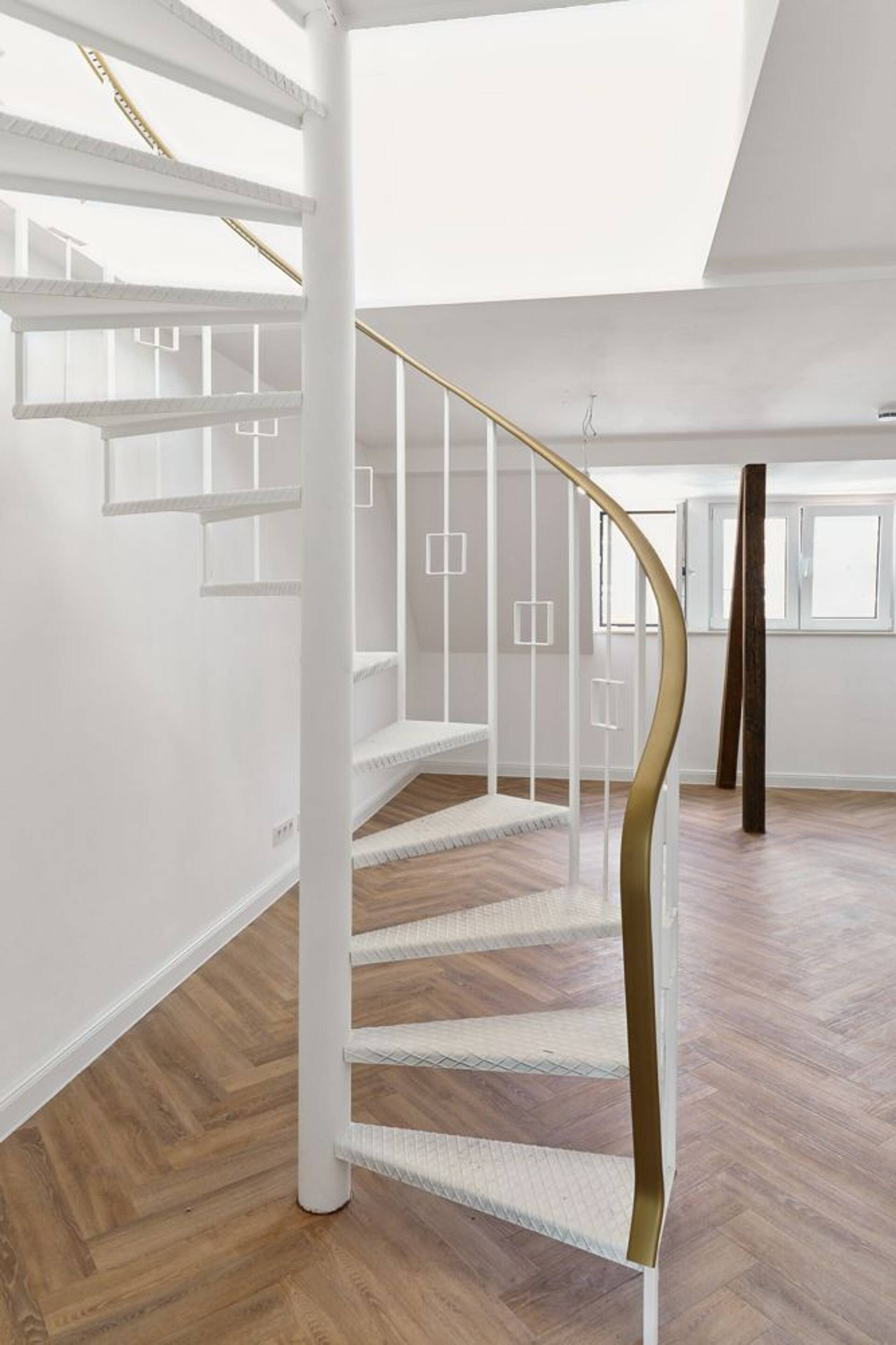 Dachgeschosswohnung in 53111 Bonn / Zentrum mit 60 m² kaufen
