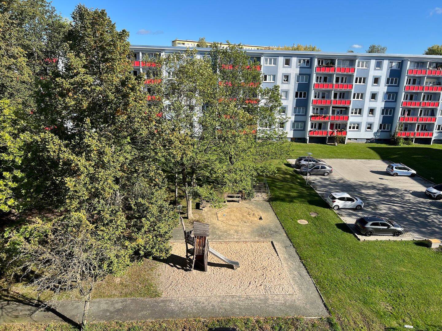 5 Zimmer-Wohnung mit 116 qm im 1. Obergeschoss mit SPIELplatz – Chemnitz – Vorschaubild 5