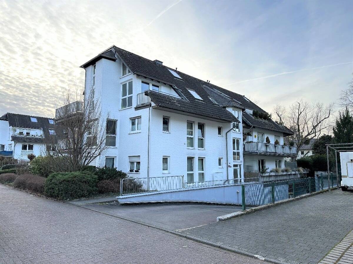 Rheinnähe! Appartement mit Terrasse und Stellplatz in bester Lage von Beuel-Mitte – 53227 Bonn – Bild 1 von 9