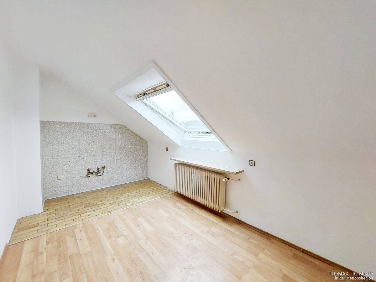 Gemütliche 3 Zimmer Dachgeschosswohnung – Wendelstein – Vorschaubild 4