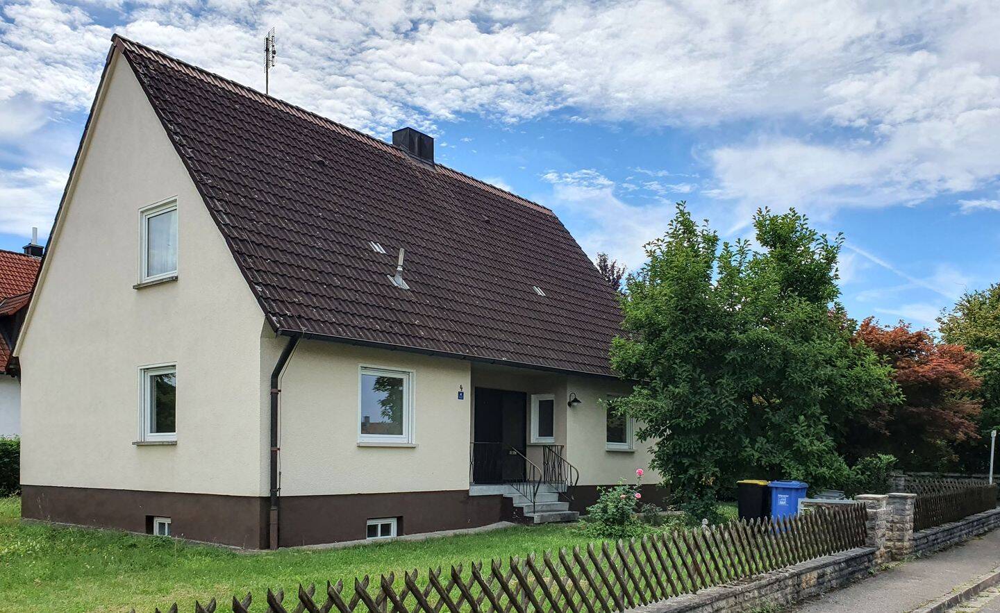 Einfamilienhaus mit großem Garten – Ipsheim – Bild 1 von 6
