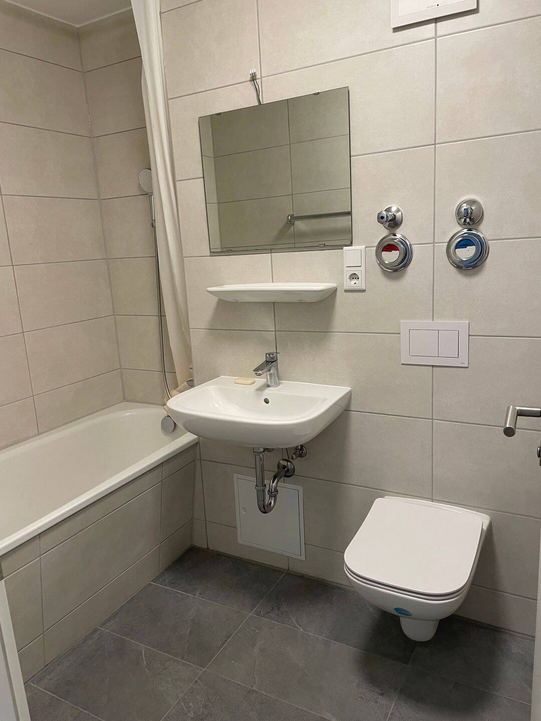 1-Zimmer-Wohnung, separate Küche und Terrasse – Leipzig – Vorschaubild 7