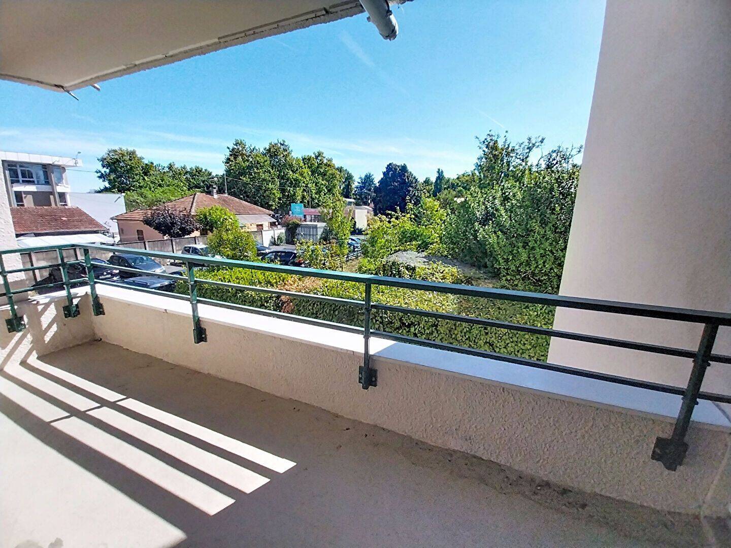 Appartement 4 pièces 76 m² · à Saint-Médard-en-Jalles · 75,8 m² · 244 950 €