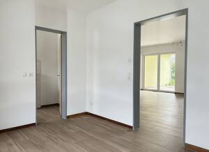 Großzügige Bungalow-Eleganz mit Sauna & weitem Garten - ideal für Familien – 24145 Kiel – Vorschaubild 2