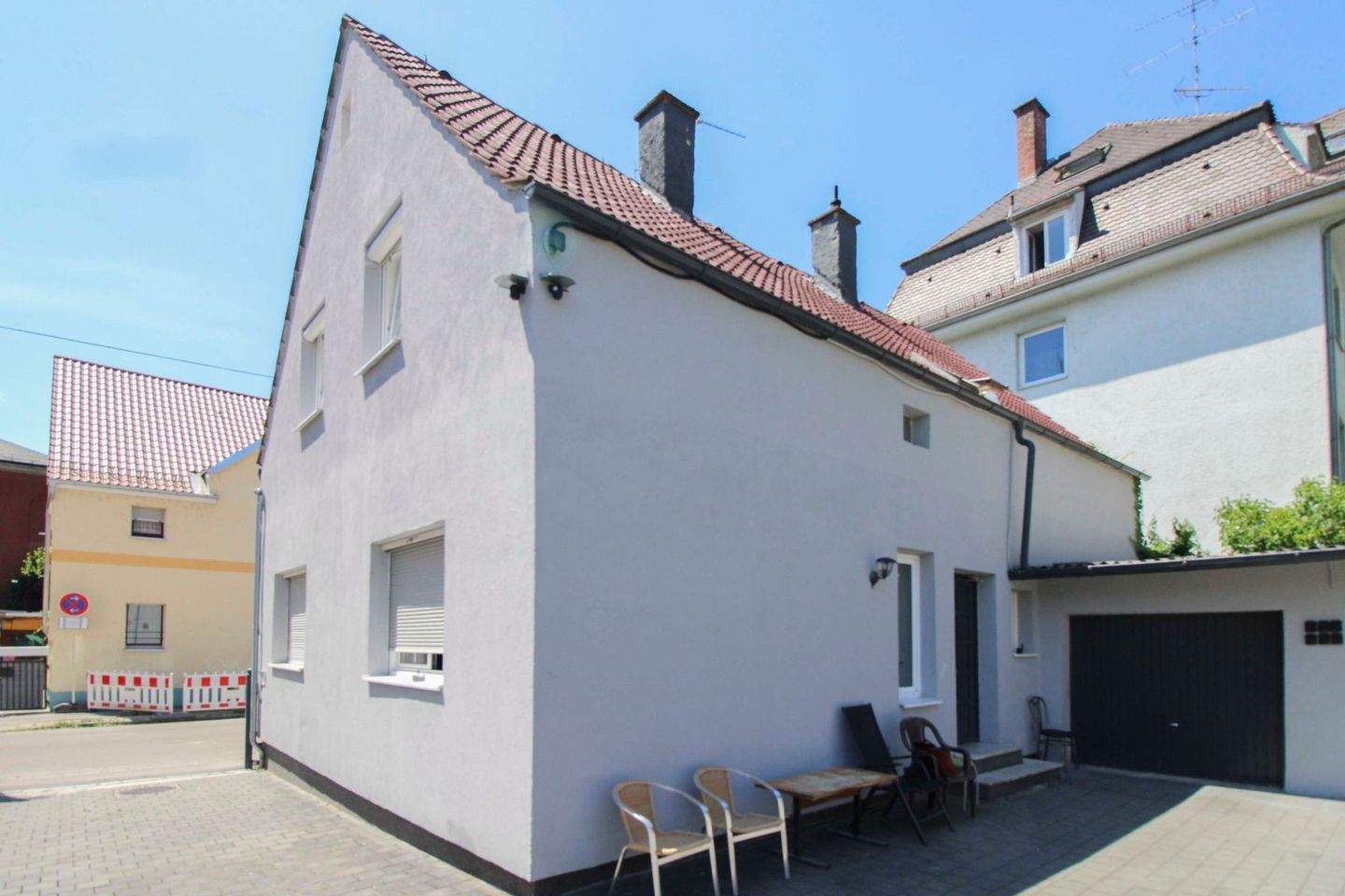 Kapitalanlage: 6 Apartments mit ca. 10?% Rendite in stadtnaher Lage – Augsburg – Bild 1 von 9