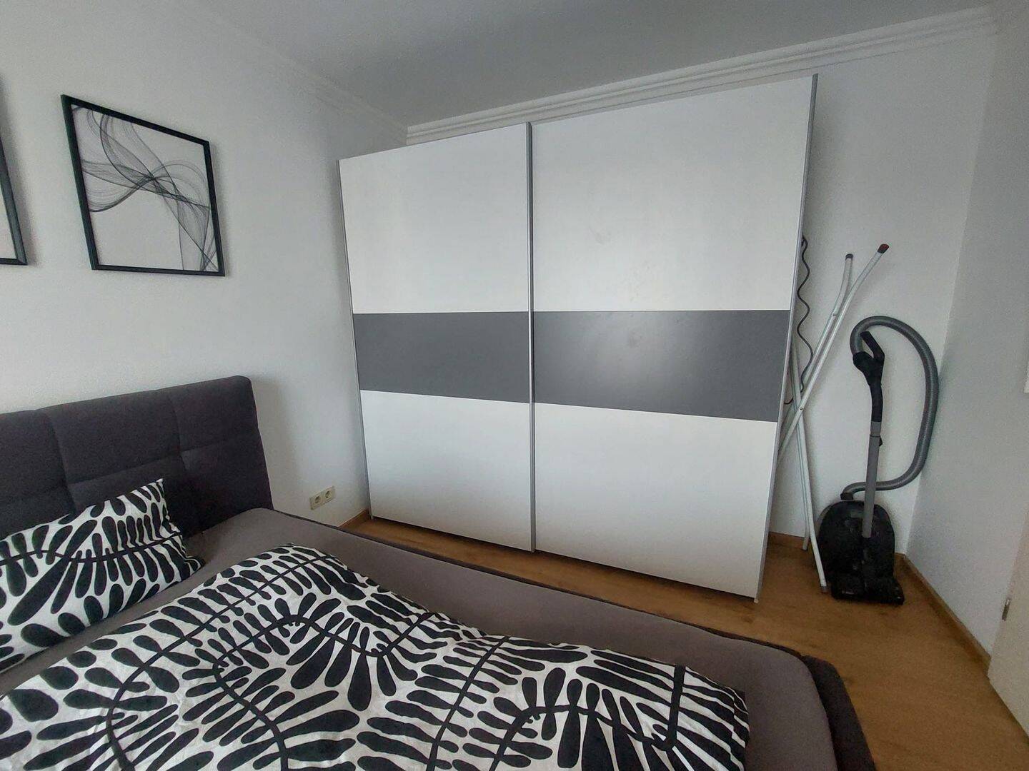 Sehr schöne 2-ZKB-Terrassenwohnung im 2. Stock – Augsburg – Vorschaubild 6