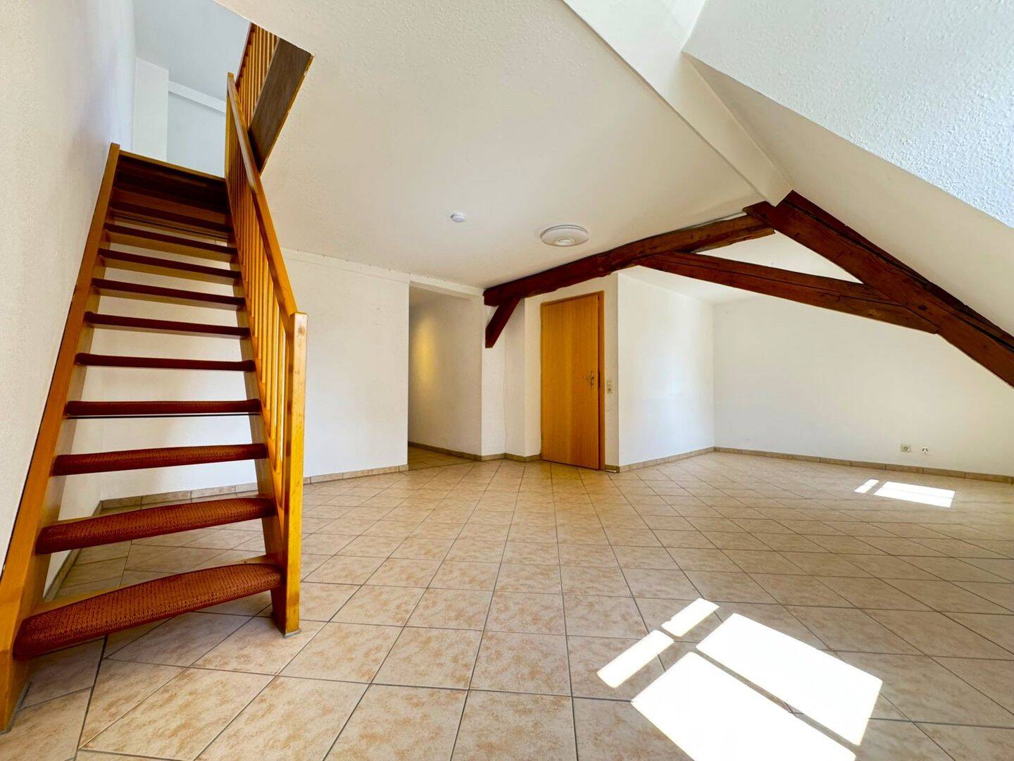 Einzigartige Maisonettewohnung in zentraler Lage von Tuttlingen – mit Einzelgarage & Fernwärmeanschluss