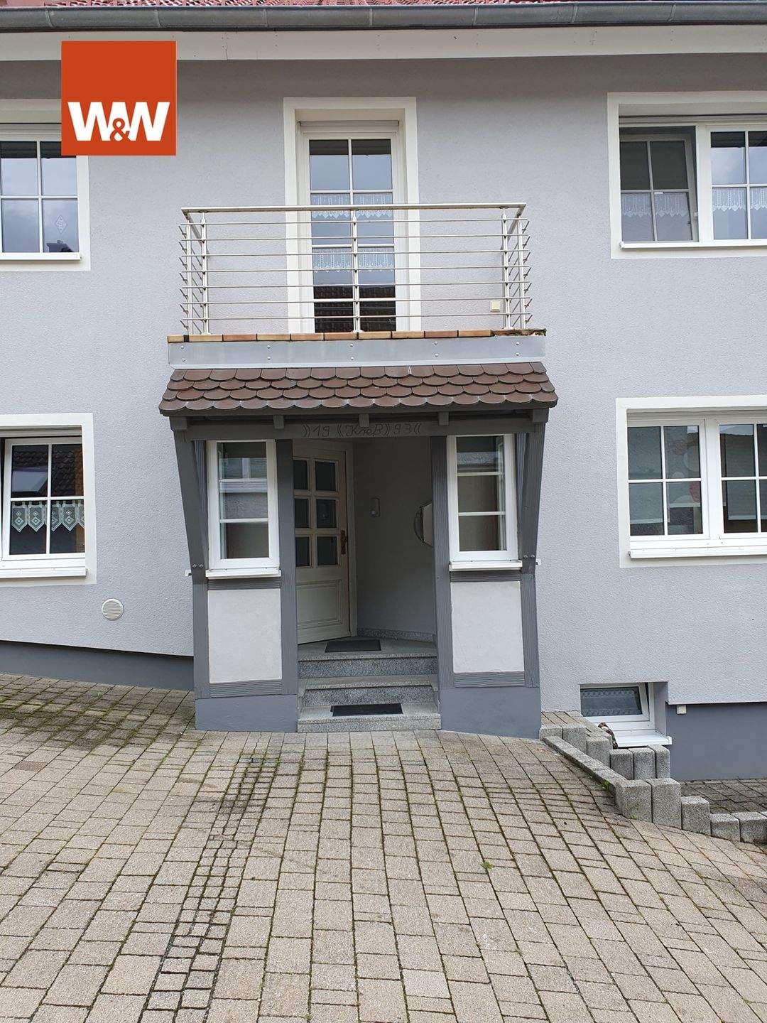 Treuchtlingen/Auernheim - sonnige, kernsanierte Doppelhaushälfte. Wohnen, wo andere Urlaub machen ! – Treuchtlingen – Bild 1 von 9