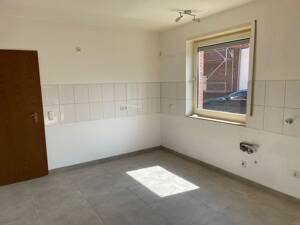 84 m² große Erdgeschosswohnung mit großer Sonnenterrasse und modernem Duschbad – 41189 Mönchengladbach – Vorschaubild 4