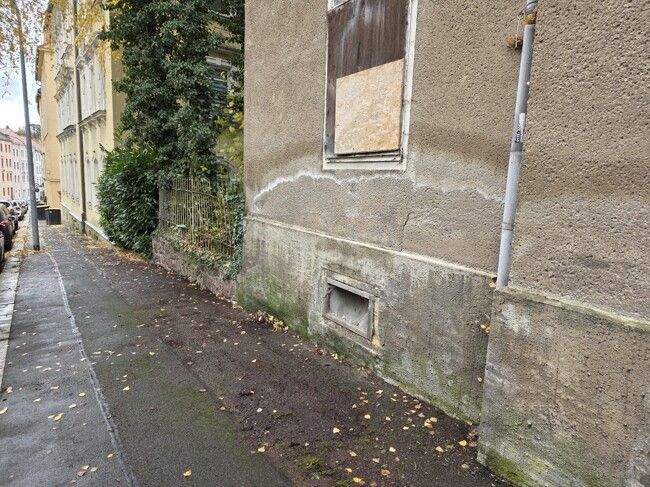 Grundstück mit ruinösem Haus – Meißen – Vorschaubild 2
