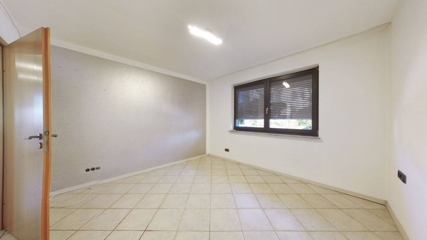 Stilvolle Maisonette-Wohnung mit großzügigem Raumangebot und hohem Wohnkomfort – Nürnberg – Vorschaubild 8