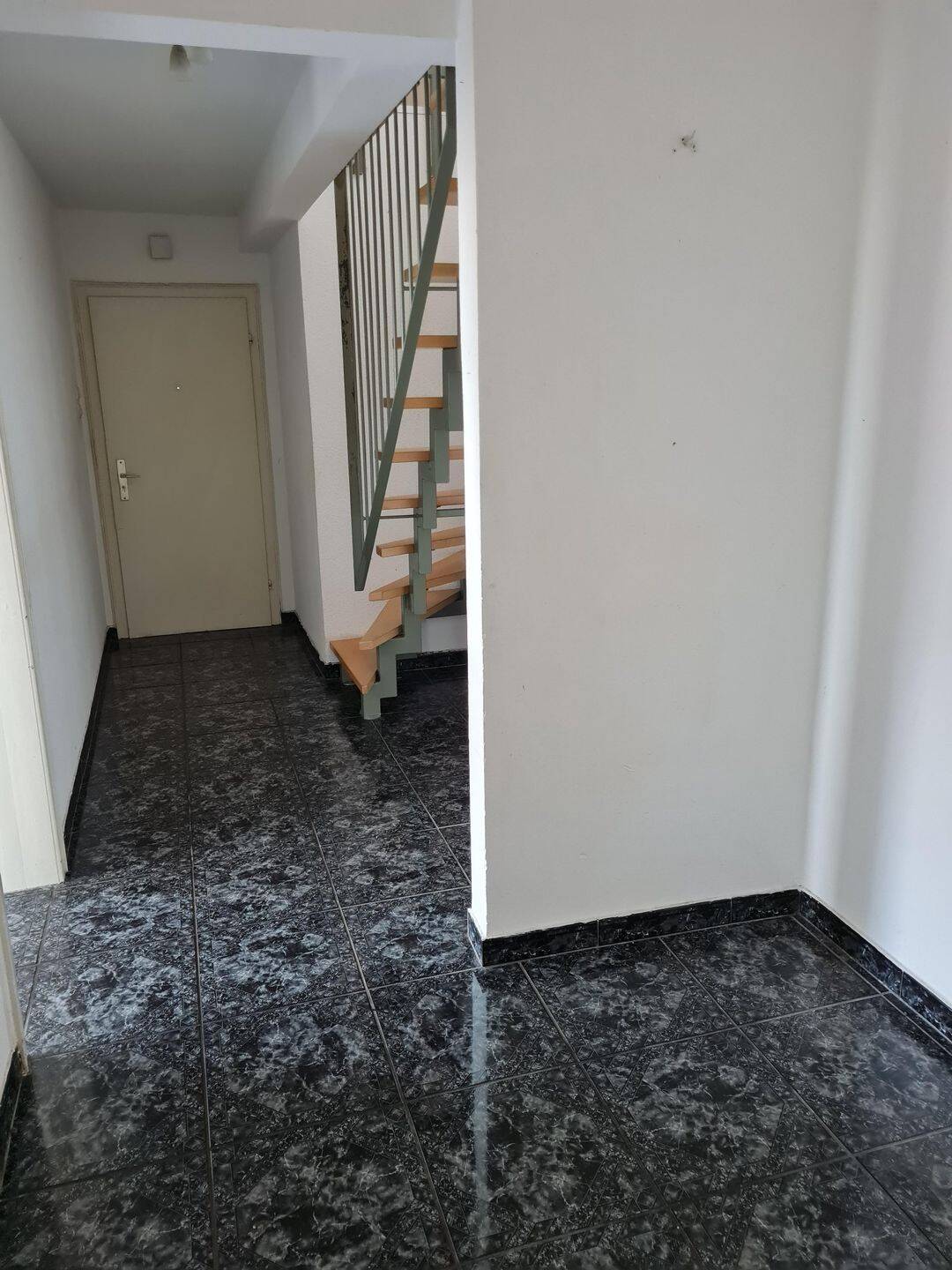 °°° 6,0 Zimmer-Maisonette-Wohnung im 3.OG °°° – Duisburg – Vorschaubild 4