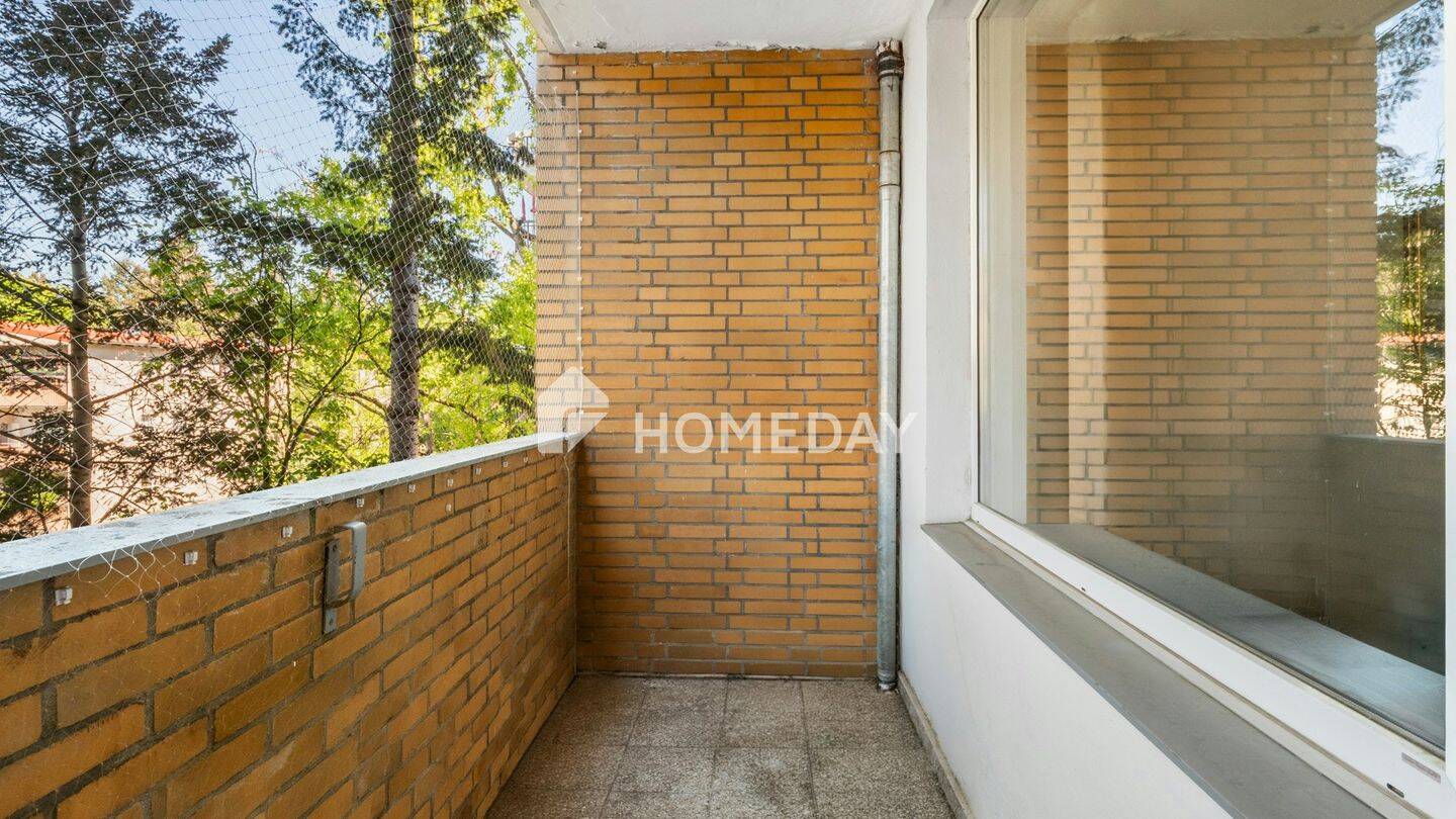 Bezugsfreie, lichtdurchflutete 2-Zimmer-Wohnung mit Balkon und Aufzug – Berlin – Vorschaubild 9