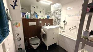 Helle 3,5-Raum-Wohnung mit Balkon und modernem Badezimmer in Duisburg-Hamborn! – 47169 Duisburg – Vorschaubild 4