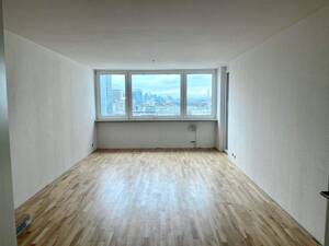Modernisierte 3 Zimmer-Wohnung mit Balkon und Skyline-Blick - Mainpark Offenbach – 63065 Offenbach am Main – Vorschaubild 3