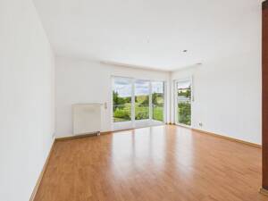 Perfekter Start ins eigene Zuhause- helle Eigentumswohnung mit Balkon und PKW Stellplatz – 66292 Riegelsberg – Vorschaubild 3