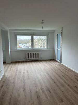 Am Mariahof - sanierte 4 Zimmer, Küche, Bad Wohnung mit Loggia! – 54296 Trier – Vorschaubild 2