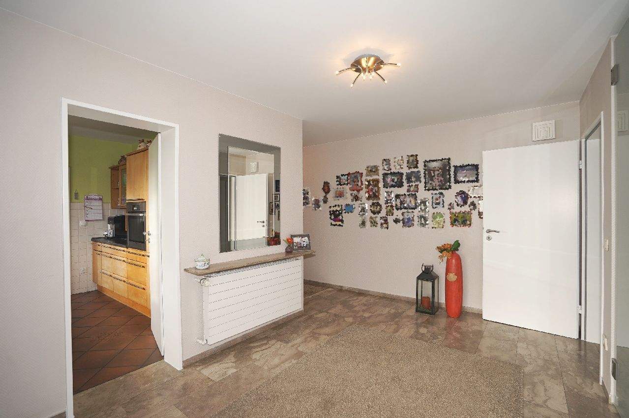 Freistehender Satteldachbungalow in naturnaher Dorflage in Leverkusen-Steinbüchel – Leverkusen – Vorschaubild 6