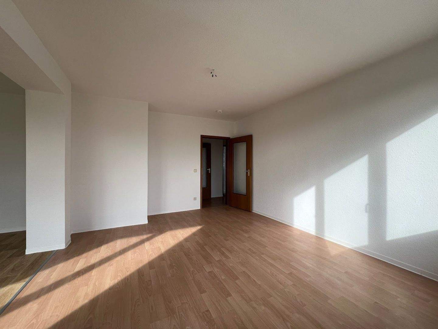 5-Zimmer-Wohnung plus Hauswirtschaftsraum auf 122 qm – Chemnitz – Vorschaubild 9