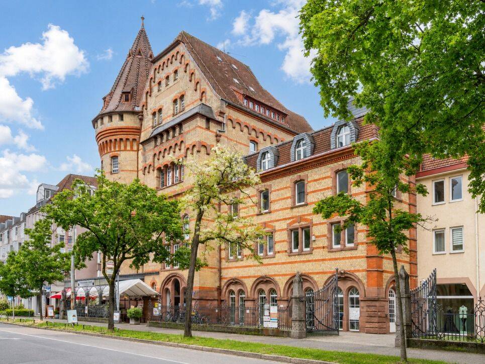 Ein Ort, an dem Licht, Raum und Design verschmelzen - außergewöhnliche Liebhaberwohnung in der Karlsruher Weltstadt.