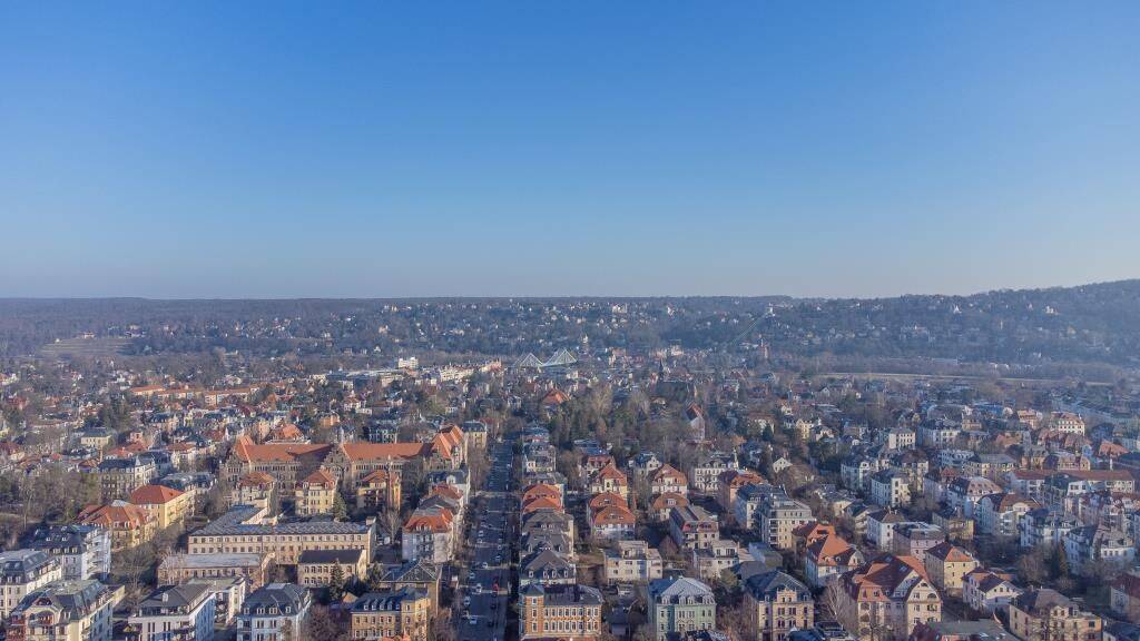 ERSTKLASSIGE 2 ZI. GARTEN-WOHNUNG ALS KAPITALANLAGE - IN RUHIGER LAGE MIT EIGENEM GARTENANTEIL – Dresden – Vorschaubild 6