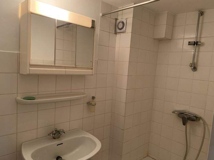 Peterswerder: Souterrain-1-Zimmer-Wohnung! – Bremen – Vorschaubild 5