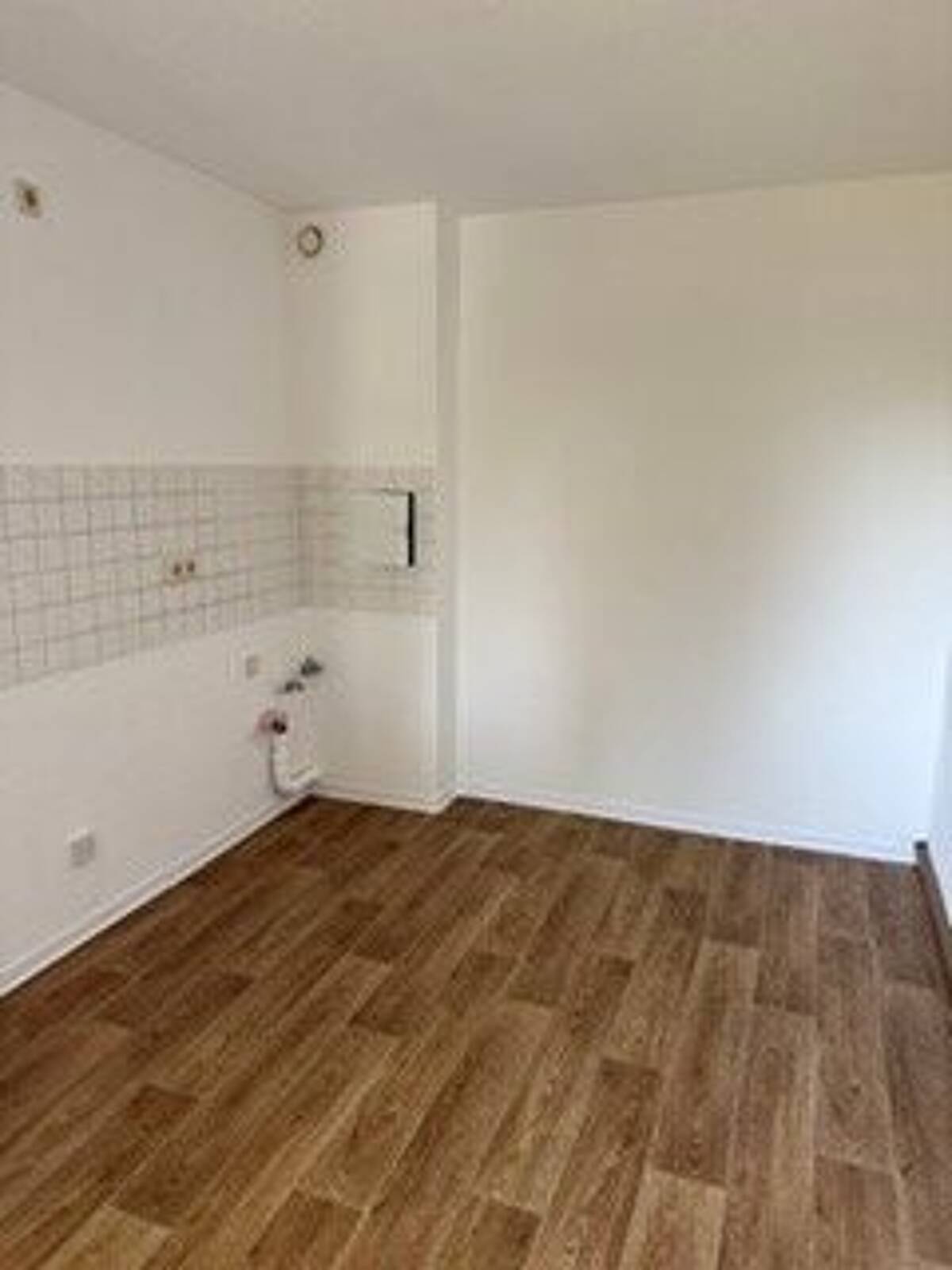 !! Aufgepasst - frisch saniert in IHRE neuen Wände!!! – 39128 Magdeburg – Bild 1 von 8