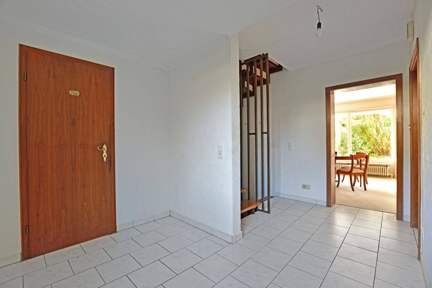 Freies renovierungsbedürftiges Reihenhaus in Harleshausen am Habichtswald – Kassel – Vorschaubild 9