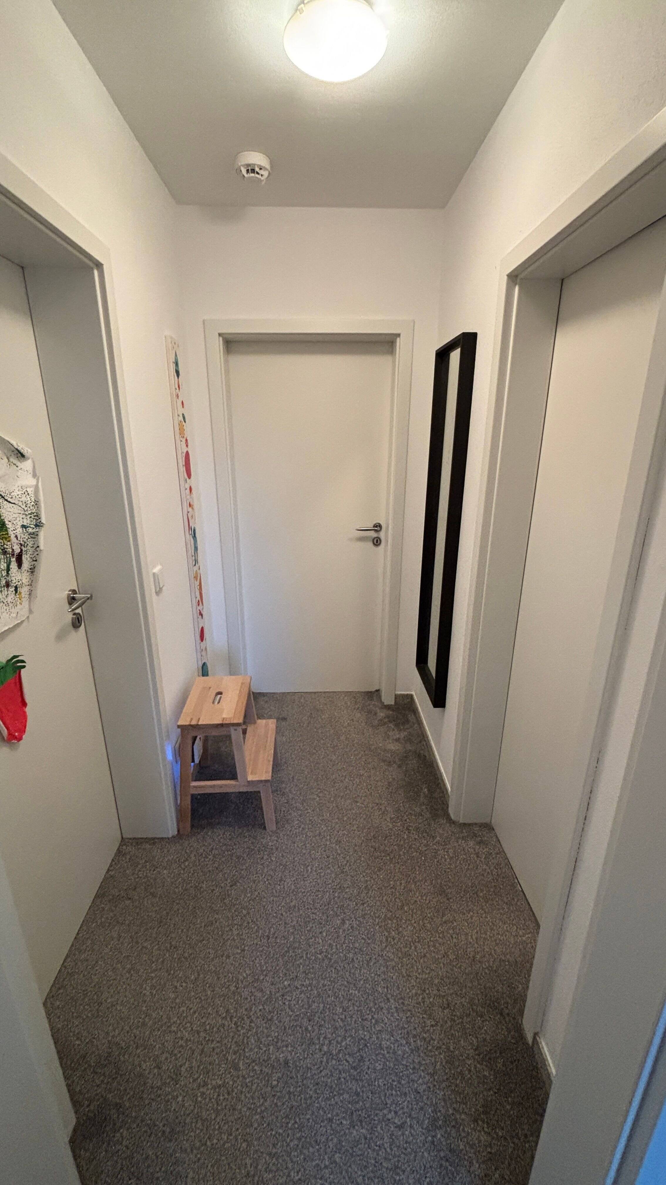 Neuwertige 3 Zi. Whg. Balkon Garage Parkplatz in Vaterstetten – Vaterstetten – Vorschaubild 8